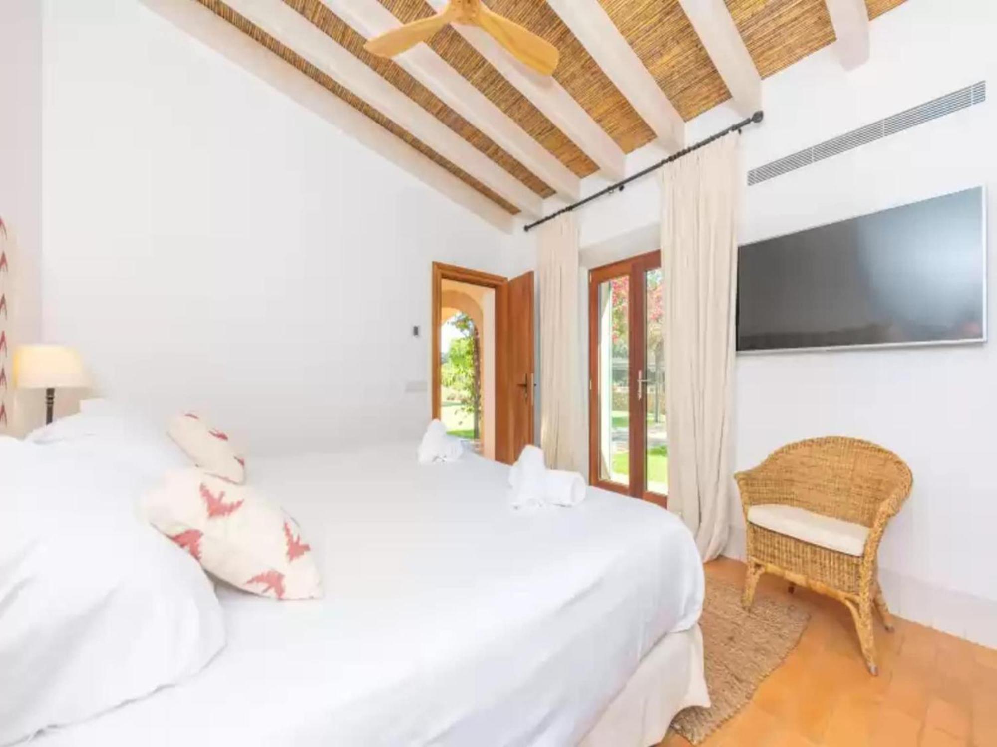 Villa Son Catxo - With Private Pool In Búger